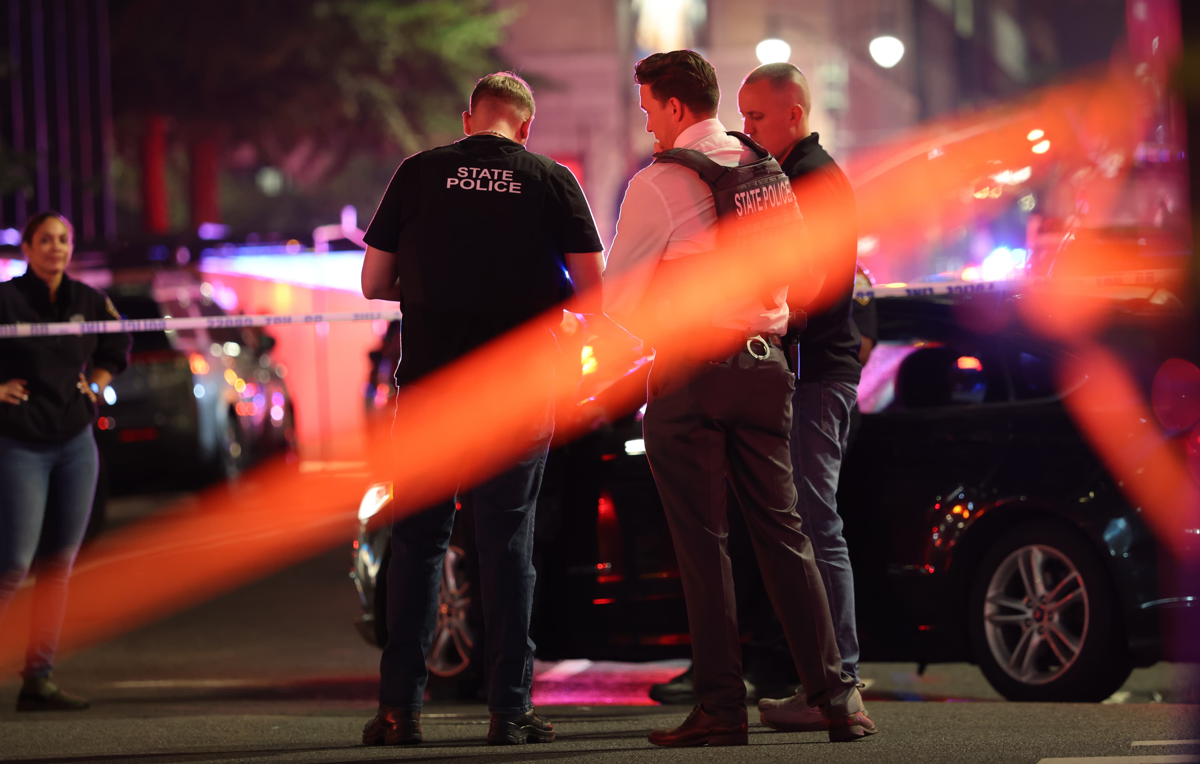 Midtown shooting victim sues NYC, says slain NYPD officer failed to protect him