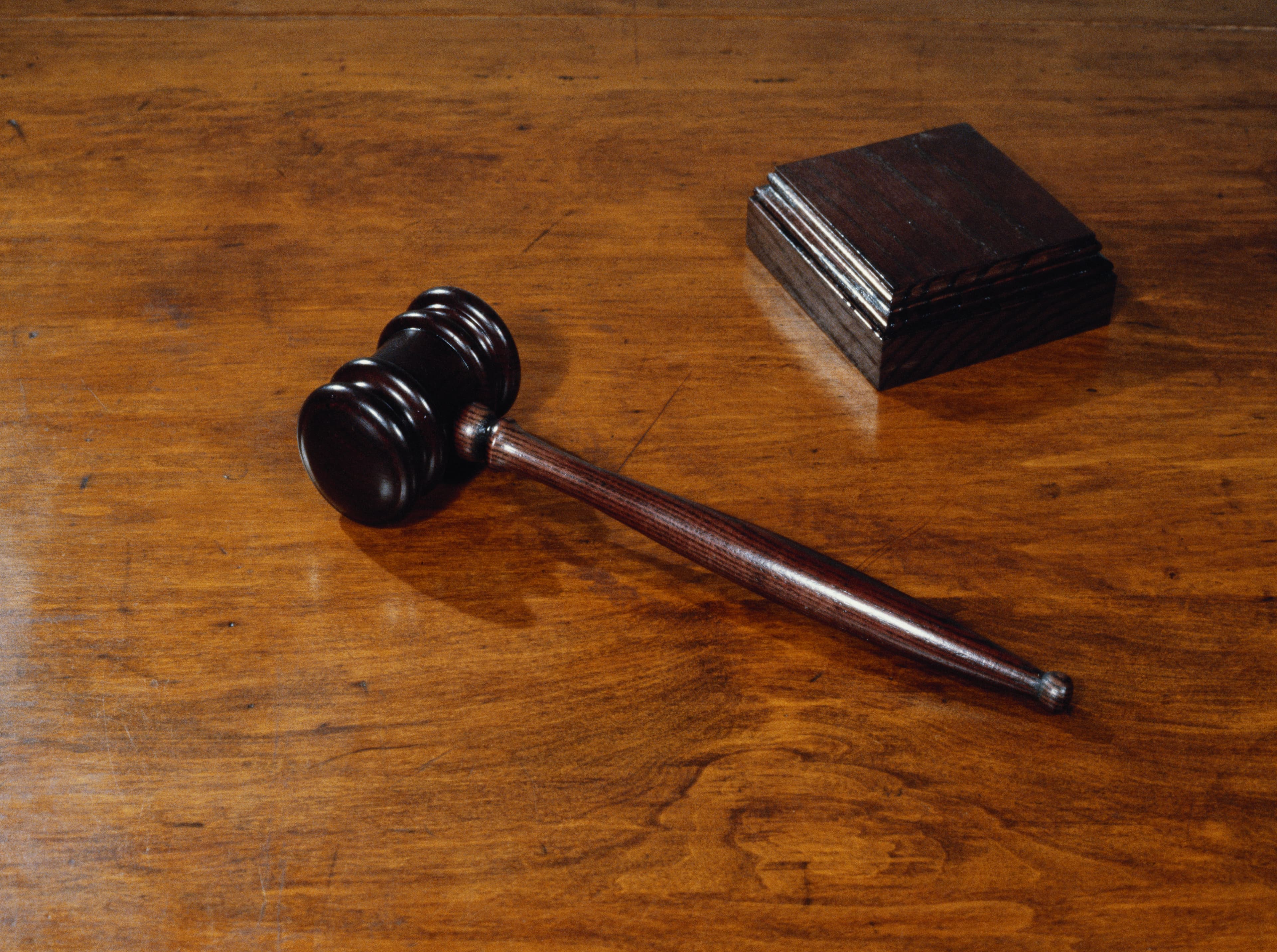 Hundreds of Brooklyn and Queens public defenders and support staff go on strike