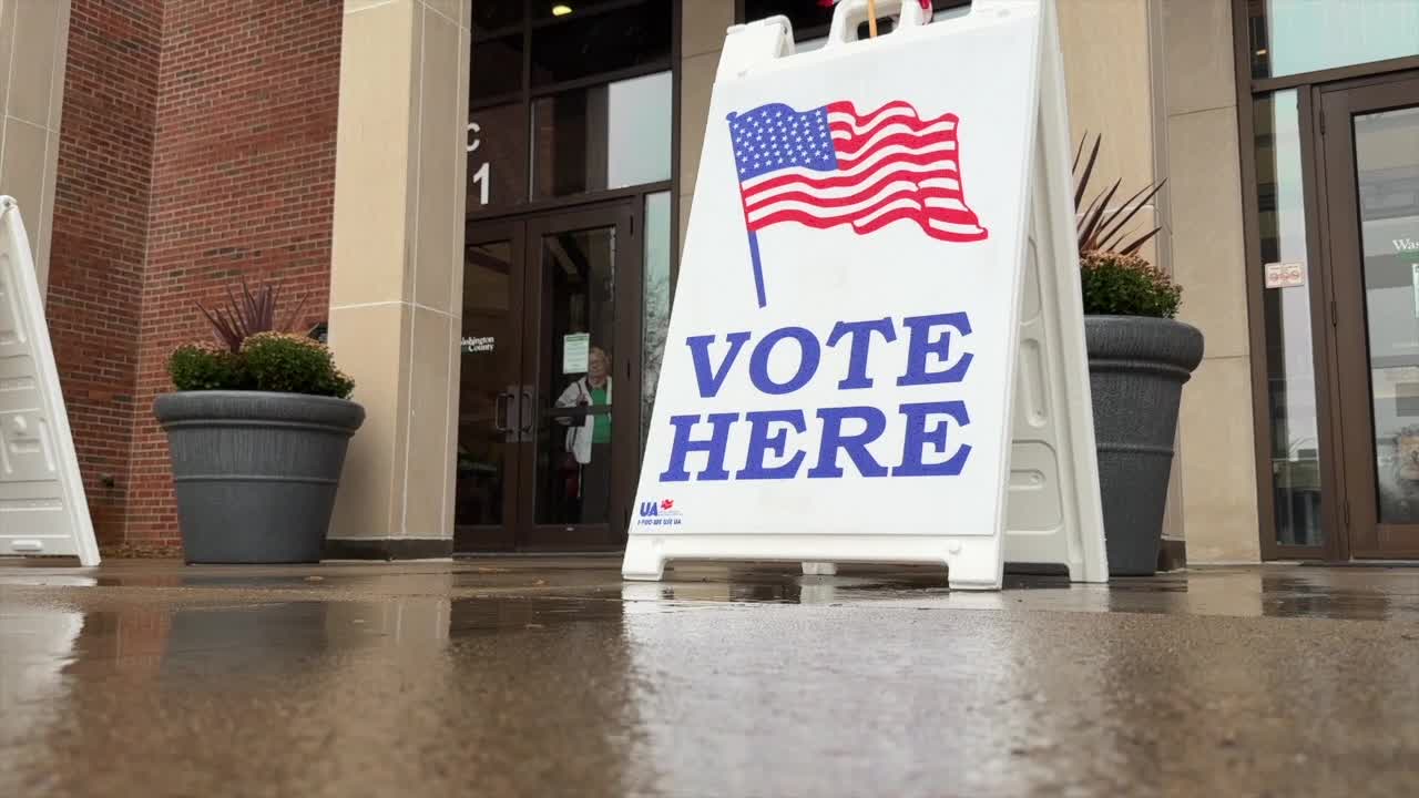 Primary election 4 weeks away, low turnout likely