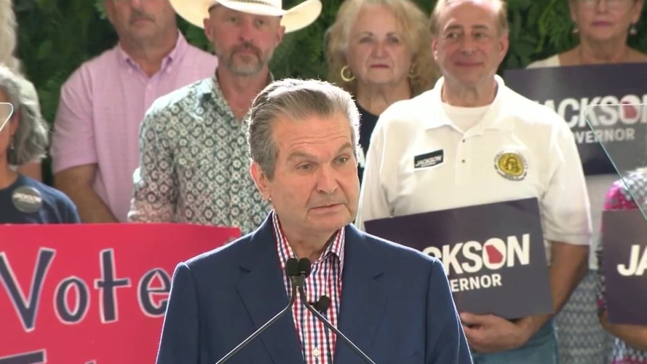 Jackson holds first general election campaign rally in White County
